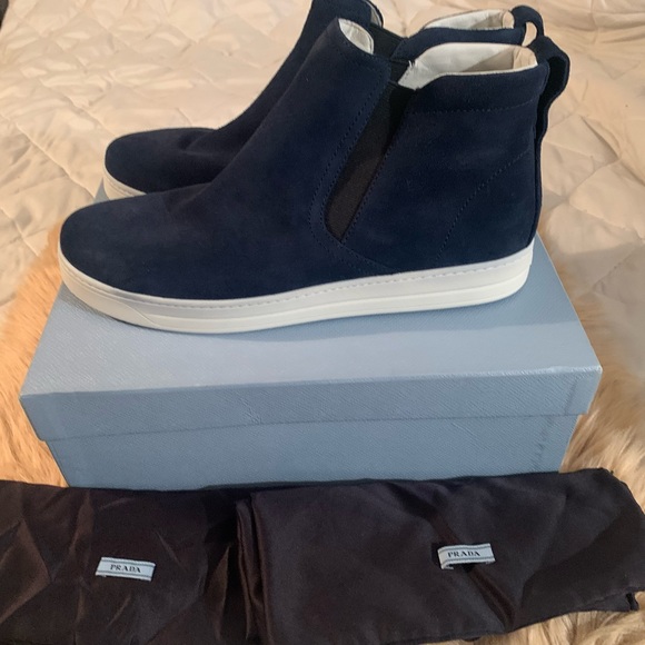 PRADA NAVY BLUE SUEDE ANKLE SNEAKER. - Picture 2 of 8